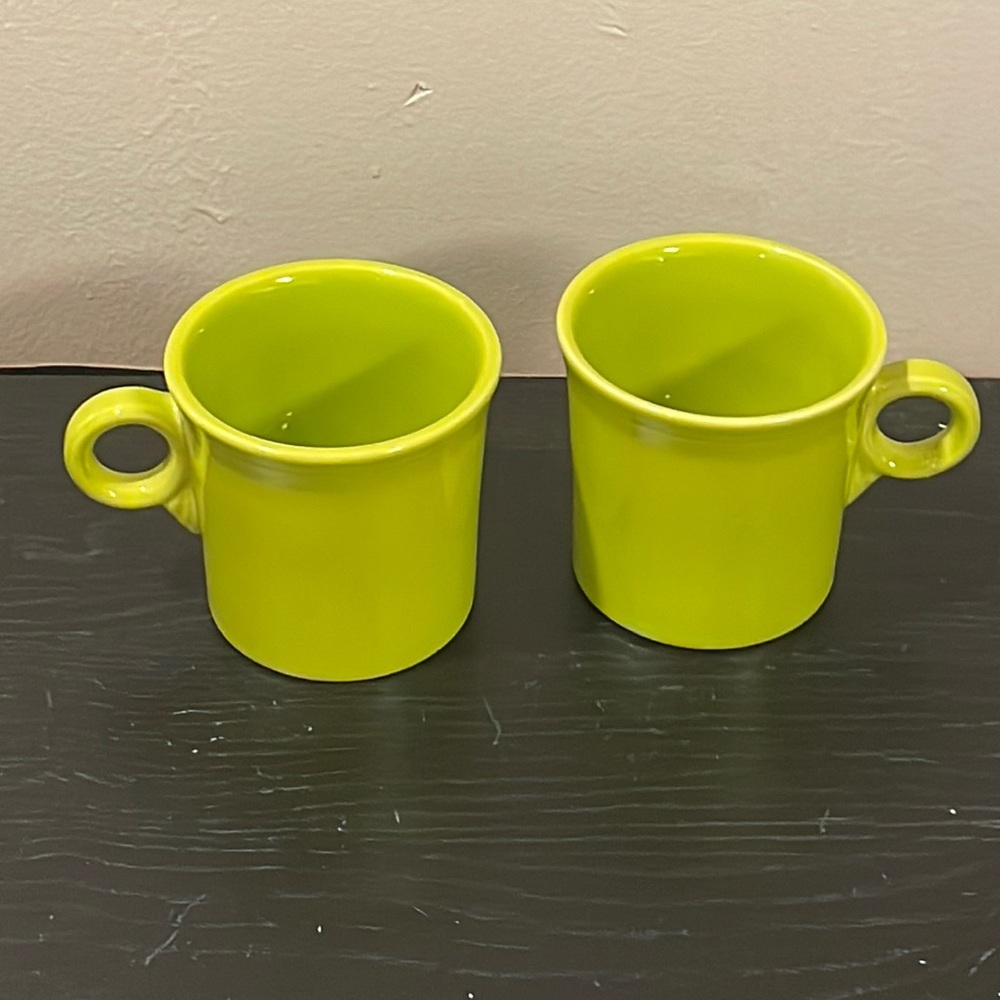 Vintage Fiesta-ware set of 2 green mugs! EUC! No chips or cracks.